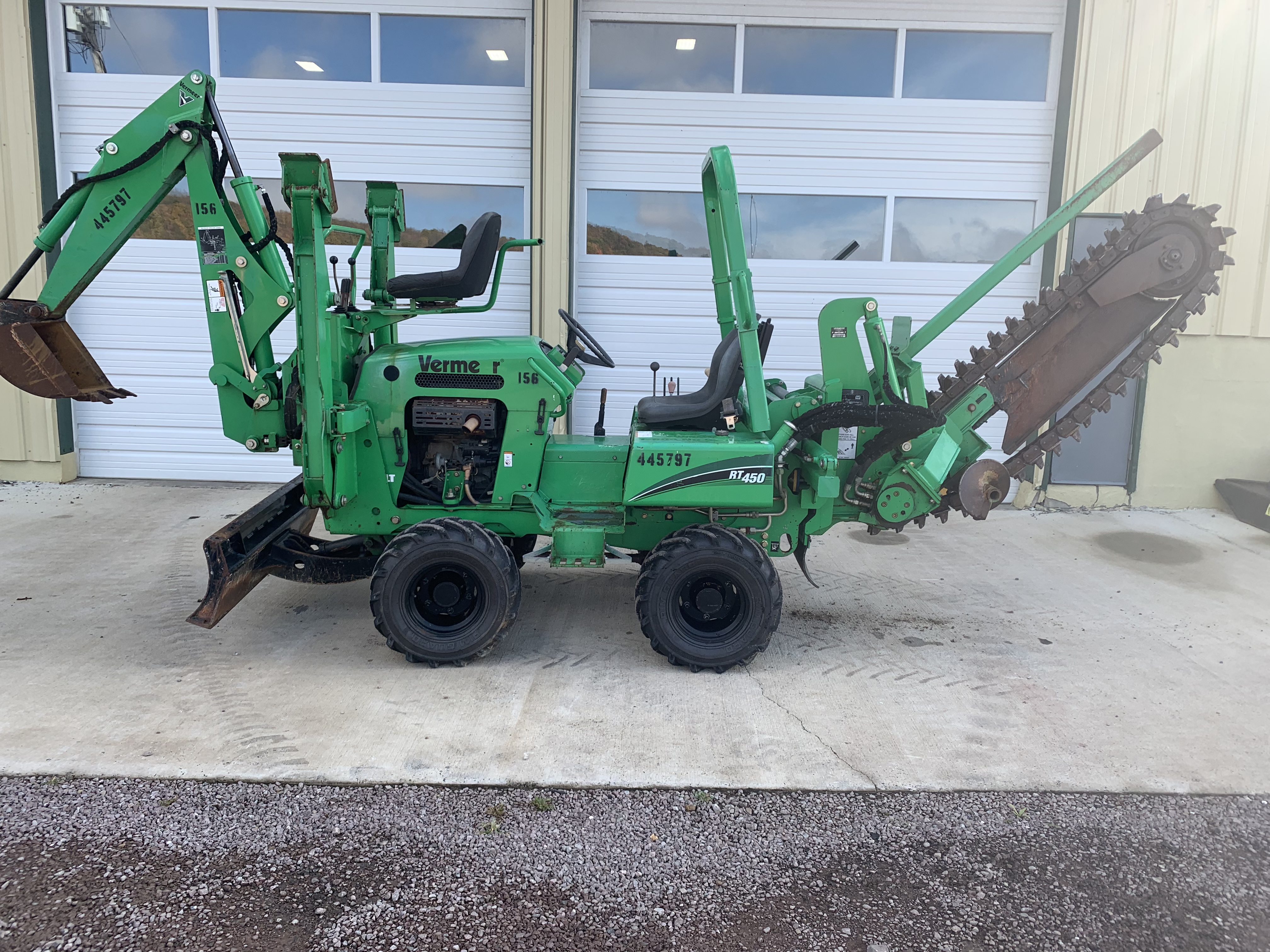 2012 Vermeer RT450 Ditch Witch with B450 Hoe