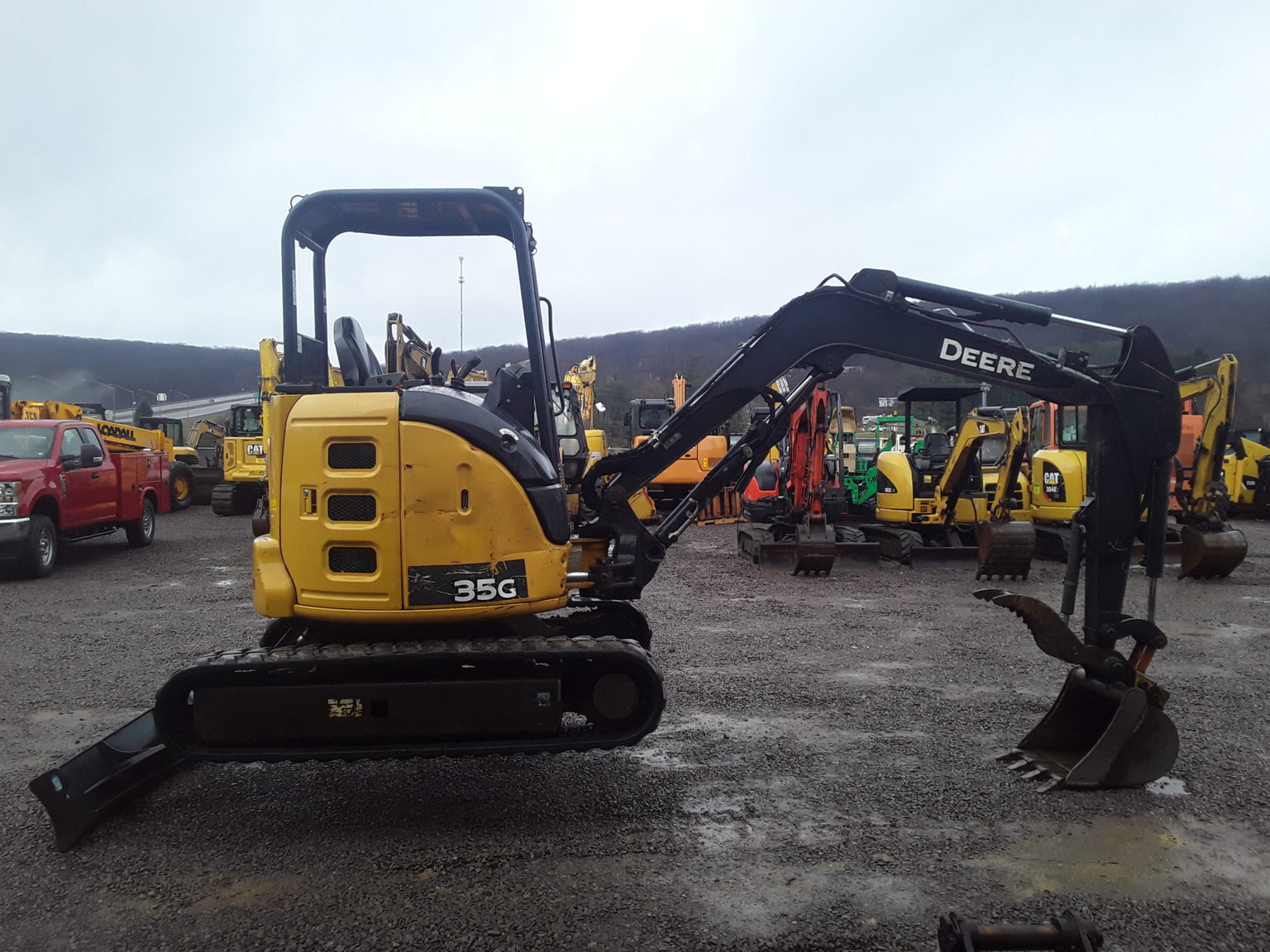 2018 John Deere 35G